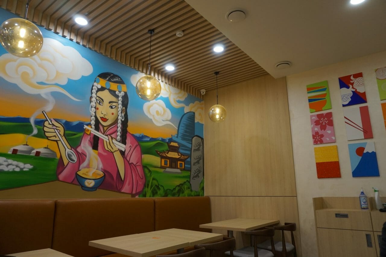 A painting that combines Mongolian culture and the Yoshinoya
